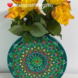 Vaza ceramica pictata manual -  mandala dots perfecta pentru 8 Martie, Casa & Stil de viata, Decoratiuni de casa, Accesorii florale, Vaze, Pictura, Obiecte pictate, ARTYNOS