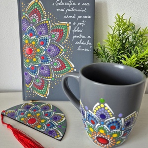 Agenda pictata manual in tehnica mandala dots - casă & stil de viață - produse de papetărie - caiete și jurnale - Artynos.ro