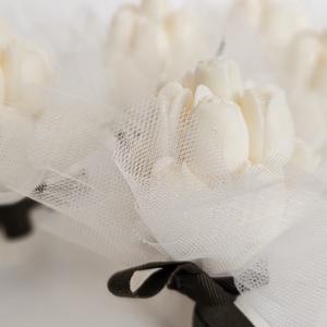 TULIP BOUQUET -  lumanare decorativa din ceara de soia 100%, parfumate cu aroma Orange - casă & stil de viață - lumânări, parfumuri, arome - lumânări artizanale - Artynos.ro