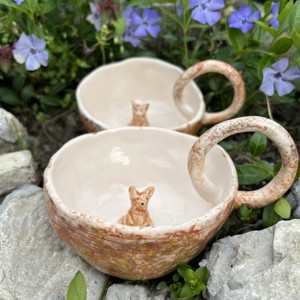 Cana din ceramica realizata manual cu pisoi in interior, Casa & Stil de viata, Accesorii pentru echipamente de bucatarie, Accesorii de servire, Cani, , ARTYNOS