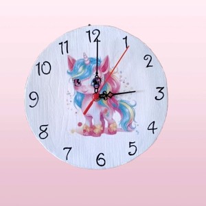 Ceas de perete din lemn decorat cu unicorn, , , ARTYNOS