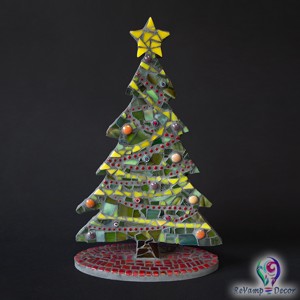 Mozaic de sticla pentru pomul de Craciun cu stea, , , Dimensiuni 32 × 20 x 2 cm

Aceasta decoratiune de masa speciala si unica este realizata cu tehnica ..., ARTYNOS