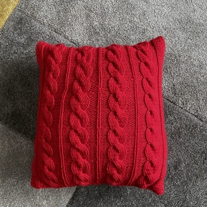 Kézzel kötött párna - casă & stil de viață - textile de casă - perne - Artynos.ro
