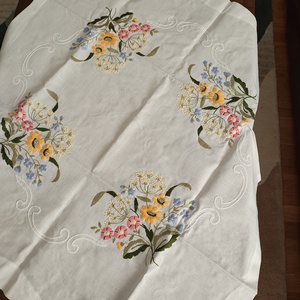 Fata de masa pentru măsuța de cafea - casă & stil de viață - accesorii pentru decorat casa - decorațiuni de masă și decorațiuni pentru rafturi  - fețe de masă croșetate - Artynos.ro
