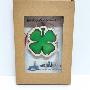 Martisor handmade tip trifoi cu patru foi - Artynos.ro