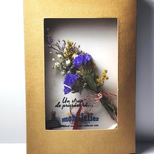 Mărțișor buchețel flori uscate - bijuterii - mărțișor - Artynos.ro