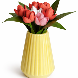 Buchet lalele decorative handmade pentru decor floral si cadou special, Casa & Stil de viata, Decoratiuni de casa, Accesorii florale, Buchete de flori, Aranjament de flori, Altele, ARTYNOS