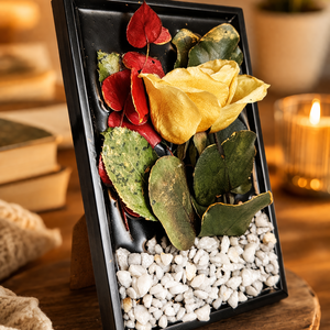 Tablou decorativ 10x15 cu trandafiri si eucalipt decor natural handmade cadou special - Artynos.ro