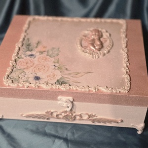 Cutie cu accesorii Pink Christmas - Artynos.ro