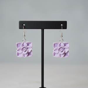 Cercei  trandafir - bijuterii - cercei - cercei din rășină - Artynos.ro