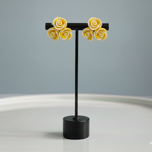 Cercei Trandafirasi triunghi - bijuterii - cercei - cercei din rășină - Artynos.ro