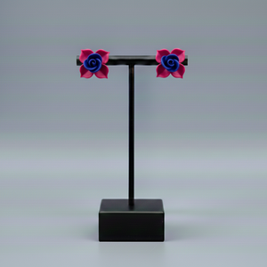 Cercei trandafirasi cu dantela - bijuterii - cercei - cercei din rășină - Artynos.ro