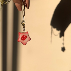 Charm stea minimalistă - arte vizuale și accesorii  - sculptură - sculpturi și figurine din ceramică - Artynos.ro
