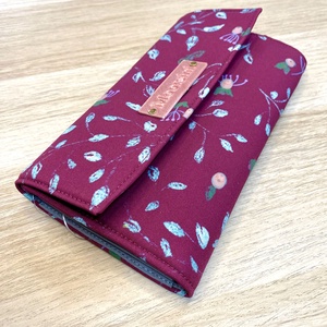 Portofel burgundy floral 20x11cm, Geanta si husa, Portofele, huse, suporturi, Portofel, Portofele dama, Cusatura, Fotografie, grafica, desen, ilustratie, ARTYNOS