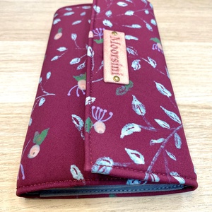 Portofel burgundy floral 20x11cm - geantă și husă - portofele, huse, suporturi - portofel - portofele damă - Artynos.ro