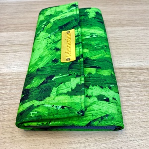 Portofel green brush marks 20x11cm - geantă și husă - portofele, huse, suporturi - portofel - portofele damă - Artynos.ro