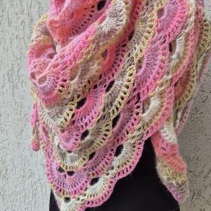 Sal triunghiular crosetat - îmbrăcăminte și modă - eșarfe, pălării, fularuri - eșarfe - Artynos.ro