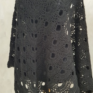 Șal Crochetat Manual Negru Clasic si Rafinat - îmbrăcăminte și modă - eșarfe, pălării, fularuri - șaluri - Artynos.ro