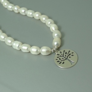 Colier perle naturale accesorizat cu pandantiv copacul vietii - Artynos.ro