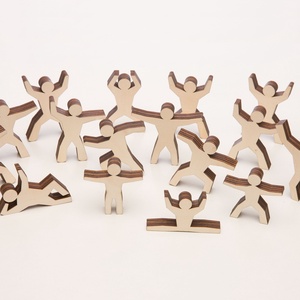 Acrobații - jucării și echipamente pentru copii - jocuri de gândire - jocuri de echilibru - Artynos.ro