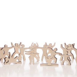 Acrobații - jucării și echipamente pentru copii - jocuri de gândire - jocuri de echilibru - Artynos.ro