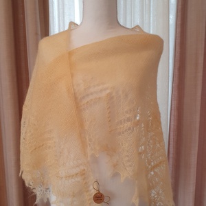 Șal tricotat vanilie - îmbrăcăminte și modă - eșarfe, pălării, fularuri - șaluri - Artynos.ro