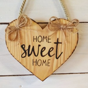 Home sweet home placa de lemn in forma de inima - Artynos.ro