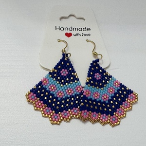 Cercei Ocean Boho, Bijuterii, Cercei, Cercei din margele, , Cercei handmade din margele, in nuante de albastru, turcoaz si roz, cu accente aurii. Usori si colo..., ARTYNOS