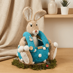 Container pentru oua de Paste iepuras amigurumi - Artynos.ro