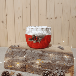 Un cos micut ascunde un miracol de Craciun, Craciun, Decoratiuni de Craciun de casa, Decor pentru masa de Craciun, Impletirea cosurilor nuiele, ARTYNOS