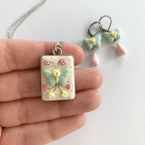 Colier Delicate Butterfly - bijuterii - coliere - coliere cu pandantive - Artynos.ro