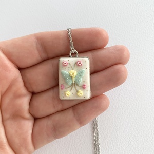 Colier Delicate Butterfly - bijuterii - coliere - coliere cu pandantive - Artynos.ro