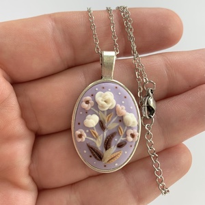 Colier Lilac Bloom - Artynos.ro