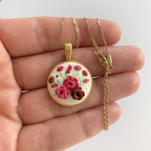 Colier Royal Roses - bijuterii - coliere - coliere cu pandantive - Artynos.ro