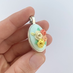 Colier Pastel - bijuterii - coliere - coliere cu pandantive - Artynos.ro