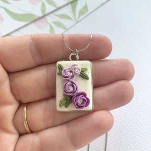 Colier Purple Roses - bijuterii - coliere - coliere cu pandantive - Artynos.ro