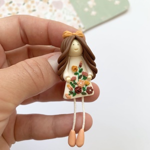 Brosa Floral Doll - bijuterii - broșă, insigne - insigne - Artynos.ro