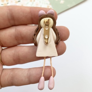 Brosa Floral Doll - bijuterii - broșă, insigne - insigne - Artynos.ro