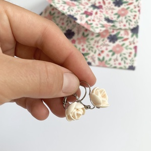 Cercei Ivory Roses - bijuterii - cercei - cercei candelabru - Artynos.ro