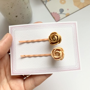 Set 2 agrafe Flowers - îmbrăcăminte și modă - accesorii păr - bandă de păr și agrafe păr - Artynos.ro