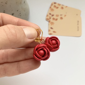 Cercei Roses - bijuterii - cercei - cercei agățați - Artynos.ro