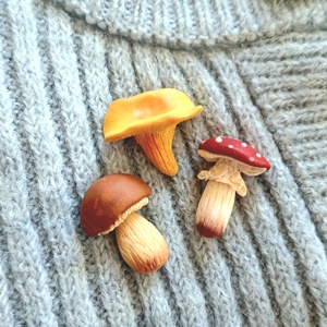 Set Broșe - bijuterii - broșe - Artynos.ro