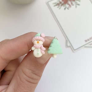 Cercei Om de zapada cu bradut - crăciun - cadouri de moș crăciun - cadouri de moș crăciun - Artynos.ro