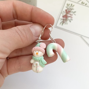 Cercei Om de zapada cu ciubuc - crăciun - cadouri de moș crăciun - cadouri de moș crăciun - Artynos.ro