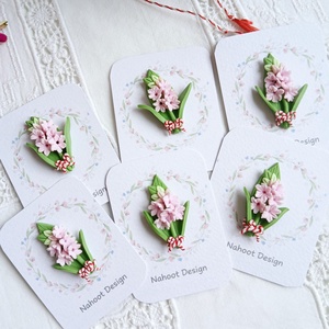 Broșă Mărțișor  - bijuterii - mărțișor - Artynos.ro