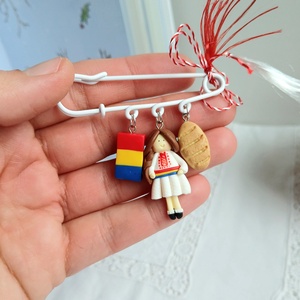 Brosa pe ac Mandruta - Artynos.ro