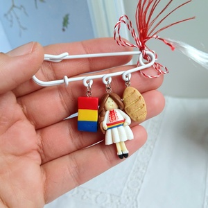 Broșă pe ac Mandruta - bijuterii - mărțișor - Artynos.ro