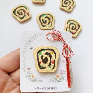 Martisor brosa Cozonac - Artynos.ro