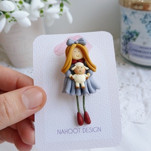 Brosa Fetita blonda - Artynos.ro