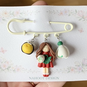 Brosa pe ac Primavara - Artynos.ro